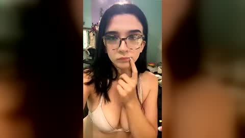 Brookeyy101 online show from 20, 6, 2026