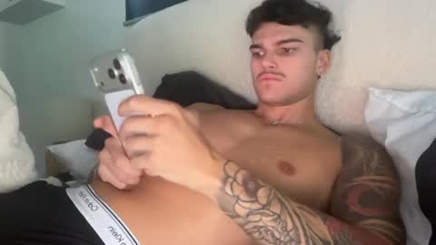 BrooklynTay online show from 15, 2, 2026