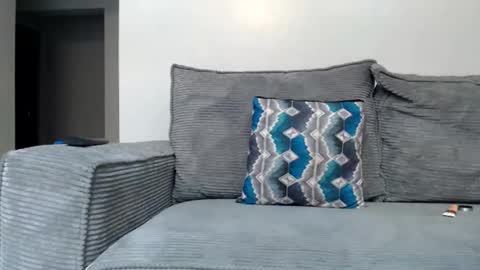 Snapshot of brownebonyagain chatting on 15, 12, 2025 bella online show from 15, 12, 2025