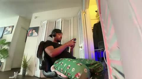 Brownskinshortyy online show from 1, 4, 2026