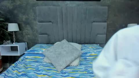 Bruce Hans online show from 15, 4, 2026