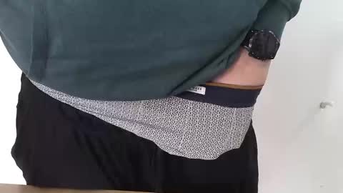 Snapshot of bruce_wayne34 chatting on 5, 3, 2025 Bruce Wayne online show from 5, 3, 2025