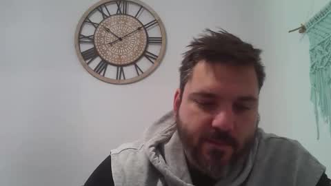 Snapshot of bruce_wayne34 chatting on 4, 12, 2025 Bruce Wayne online show from 4, 12, 2025
