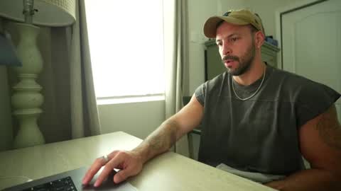 onlyfans BRUCESTRYKER online show from 28, 2, 2026