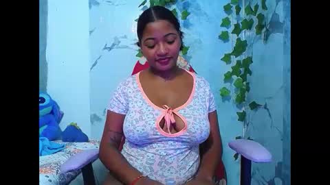 Brunett sexy1 online show from 20, 4, 2026