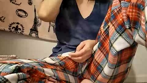 Snapshot of brunettedoll100 chatting on 18, 10, 2025 brunettedoll100 online show from 18, 10, 2025