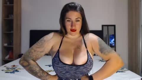 brunettelisa online show from 23, 7, 2026