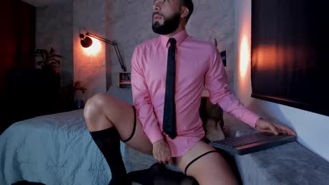 Andres Suarez online show from 10, 9, 2025