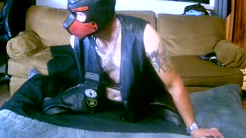 Snapshot of brutal3anddone chatting on 4, 5, 2026 brutal3anddone online show from 4, 5, 2026