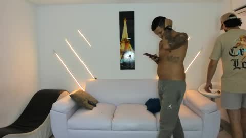 brutal_sex_room2k online show from 14, 4, 2026