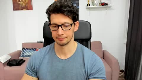 Brutus K online show from 4, 2, 2025