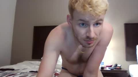 Snapshot of brxdd88 chatting on 12, 1, 2026 BRADDY online show from 12, 1, 2026