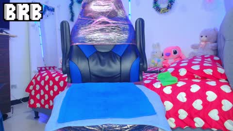 BRYAM INDEPENDENT MODEL online show from 22, 12, 2024