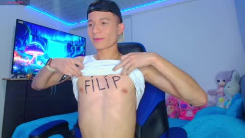 BRYAM INDEPENDENT MODEL online show from 20, 1, 2025