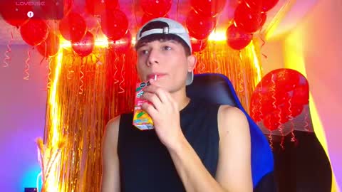 BRYAM INDEPENDENT MODEL online show from 15, 9, 2025