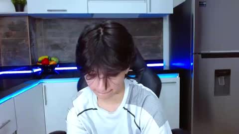 Snapshot of bryce_evans chatting on 25, 11, 2025 B R Y C E online show from 25, 11, 2025