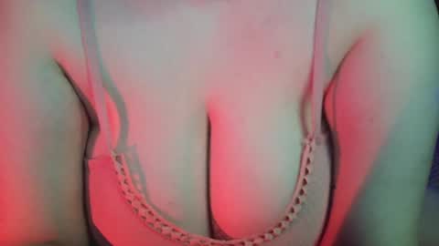 Snapshot of bubble_bambam chatting on 30, 12, 2024 Nancy 3 online show from 30, 12, 2024