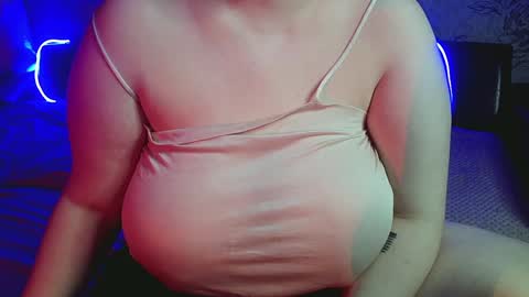 Snapshot of bubble_bambam chatting on 11, 1, 2025 Nancy 3 online show from 11, 1, 2025