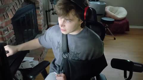 BubblebuttBdn online show from 21, 4, 2026