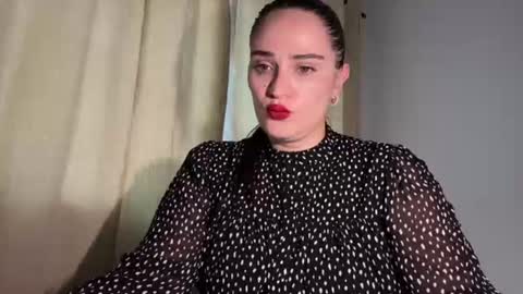 Snapshot of bubblegumfairy_ chatting on 28, 7, 2026 Anna online show from 28, 7, 2026