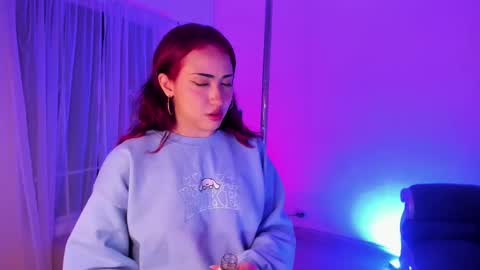 Snapshot of bubblewhite_ chatting on 18, 2, 2025 BubbleJereth online show from 18, 2, 2025