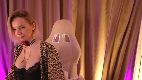 bubbling_crush online show from 14, 2, 2025