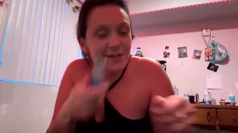bubblishus925 online show from 9, 6, 2026
