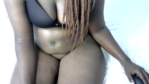 bubbly_ass30 online show from 8, 9, 2025