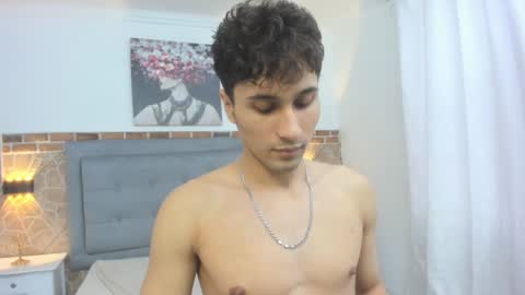 Snapshot of buddy_whitte chatting on 27, 1, 2025 Buddy Whitte online show from 27, 1, 2025