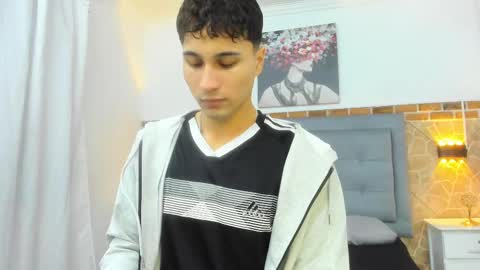 Snapshot of buddy_whitte chatting on 17, 2, 2025 Buddy Whitte online show from 17, 2, 2025