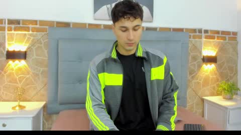 Snapshot of buddy_whitte chatting on 21, 2, 2025 Buddy Whitte online show from 21, 2, 2025