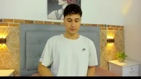 Snapshot of buddy_whitte chatting on 22, 2, 2025 Buddy Whitte online show from 22, 2, 2025