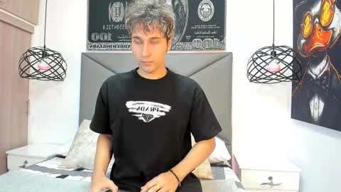 Snapshot of buddy_whitte chatting on 1, 11, 2025 Buddy Whitte online show from 1, 11, 2025