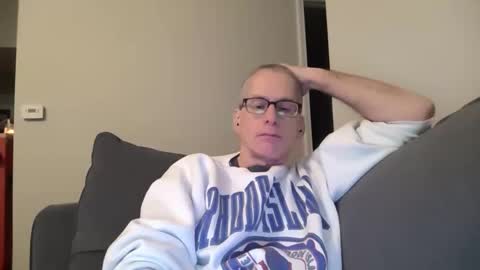 Snapshot of budman004 chatting on 20, 12, 2025 budman004 online show from 20, 12, 2025