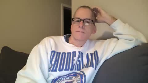 Snapshot of budman004 chatting on 22, 12, 2025 budman004 online show from 22, 12, 2025