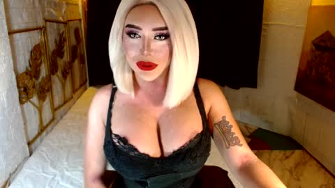 Lucienne online show from 10, 9, 2025