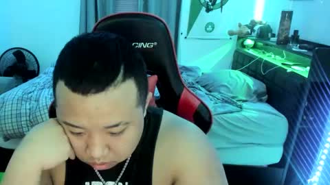 Snapshot of buffsexyman24 chatting on 25, 2, 2025 buffsexyman24 online show from 25, 2, 2025