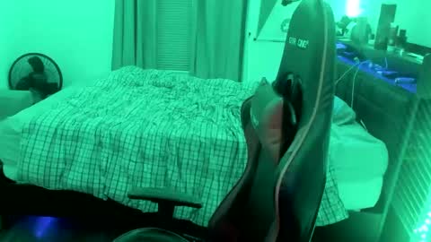 Snapshot of buffsexyman24 chatting on 27, 2, 2025 buffsexyman24 online show from 27, 2, 2025