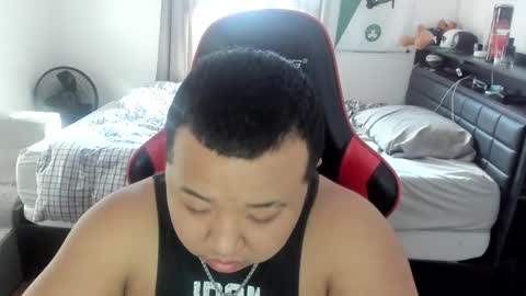 Snapshot of buffsexyman24 chatting on 8, 3, 2025 buffsexyman24 online show from 8, 3, 2025