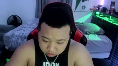 Snapshot of buffsexyman24 chatting on 9, 3, 2025 buffsexyman24 online show from 9, 3, 2025