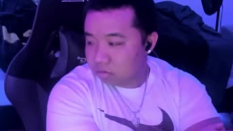 Snapshot of buffsexyman24 chatting on 8, 2, 2026 buffsexyman24 online show from 8, 2, 2026