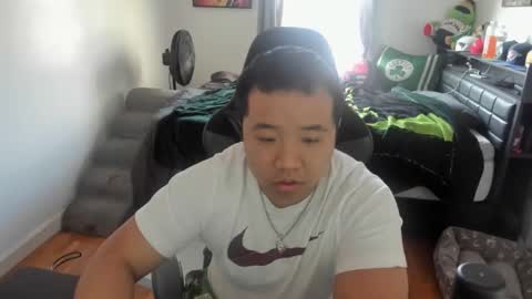 Snapshot of buffsexyman24 chatting on 11, 2, 2026 buffsexyman24 online show from 11, 2, 2026