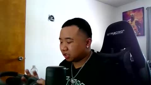 Snapshot of buffsexyman24 chatting on 19, 2, 2026 buffsexyman24 online show from 19, 2, 2026