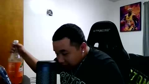 Snapshot of buffsexyman24 chatting on 8, 3, 2026 buffsexyman24 online show from 8, 3, 2026