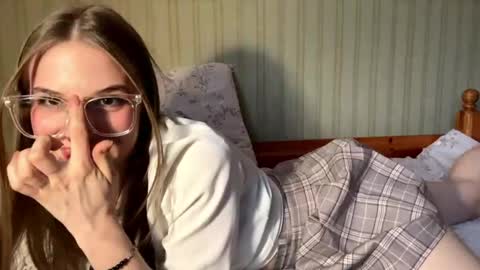 Mary online show from 27, 4, 2026