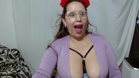 bunniosito online show from 27, 10, 2025