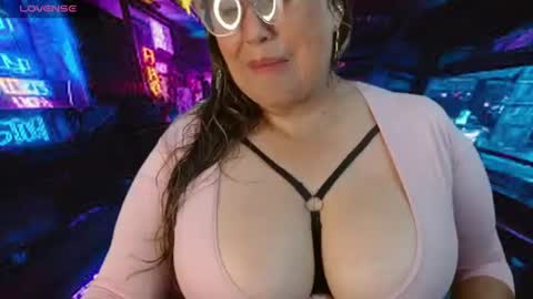 bunniosito online show from 18, 6, 2026