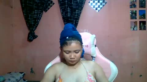 bunny_flower18 online show from 19, 6, 2026