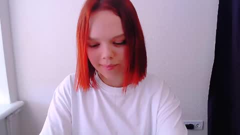 Snapshot of bunnybloom_ chatting on 20, 5, 2026 Ariel online show from 20, 5, 2026