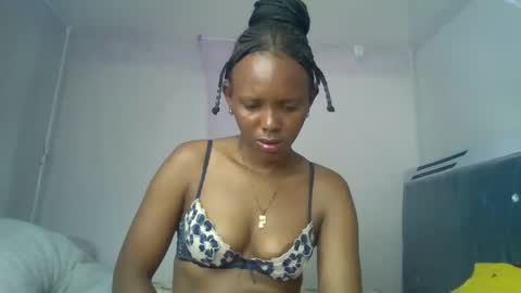 bunnydiva_ online show from 12, 5, 2026